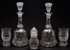 A mixed lot of glassware including nine wine glass rinsers;