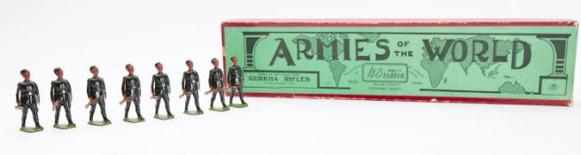 Britains toy soldiers, set 197, Gurkha Rifles, 8 figures,