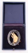 A WWII Luftwaffe Paratrooper Badge, maker C E Juncker,