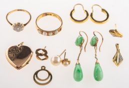 A mixed group of jewellery, including an Art Deco flowerhead ring set with old-cut diamonds,