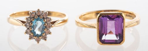 Two 9ct gold dress rings, including a single stone ring set with a rectangular-cut amethyst,