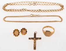 A mixed group of 9ct gold jewellery,