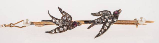 A Victorian double swallow brooch,