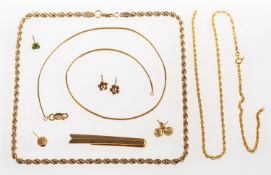 A mixed group of jewellery, including a wire necklace, marked 585, length approx. 40.0cm, 7.
