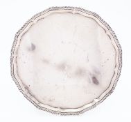 A George V silver salver by Goldsmiths & Silversmiths Co Ltd, Sheffield 1922,