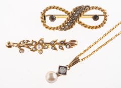 A mixed group of jewellery,