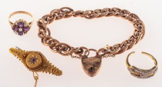 A mixed group of jewellery,