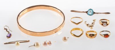 A mixed group of jewellery, including a flat edged bangle, indistinct hallmark,
