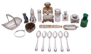 A mixed group of silver and glass; including a cased set of coffee spoons by Lee & Wigfull,