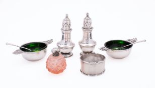 A mixed group of silver;
