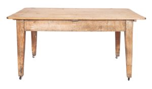 A pine kitchen table, first half 19th ce