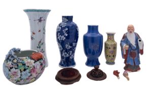 A mixed lot of Chinese porcelain comprising a millefleur dragon and bat water pot,