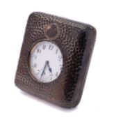 An Edward VII silver travelling watch case by William Comyns & Sons, London 1904,