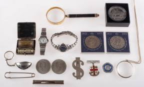 A mixed group of items, to include a qua