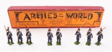 Britains toy soldiers, set 1437, Italian Infantry: Carabinieri, Review Dress, 8 figures,