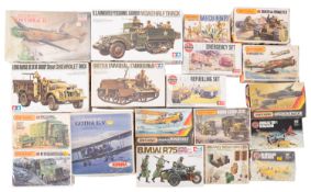 PLASTIC CONSTRUCTOR KITS.