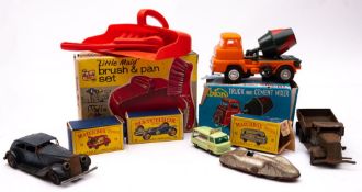 A Tri-ang Minic tinplate clockwork saloon, together with a similar Tipper lorry,