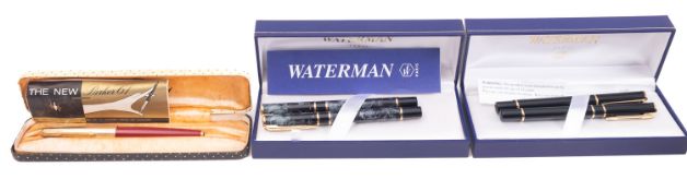 A cased Parker 61 fountain pen , Burgundy and gold,