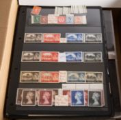 Great Britain - large QEII collection in carton mainly u/m inc.