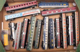 Tri-ang , Lima and other HO/OO gauge. An unboxed collection of passenger coaches etc.
