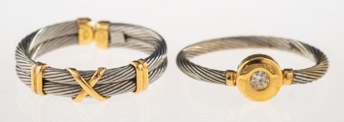 A group of two bi-colour rings,
