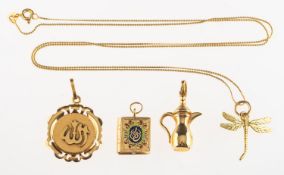 A group of four charms/pendants and a chain, the charms/pendants include a water jug, marked 750,