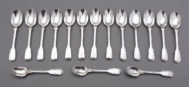 A matched set of thirteen silver Fiddle and Thread pattern tea spoons,
