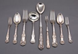 A mixed group of silver Queen's pattern flatware including; two London table forks,