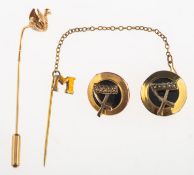A 9ct gold swan stick pin and two brooches, a 9ct gold swan stick pin, UK hallmark, length approx.