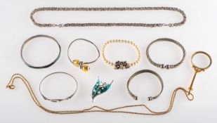 A mixed group of costume and silver jewellery,