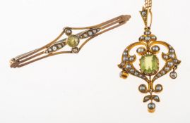 A Victorian peridot and seed pearl pendant with chain and brooch,