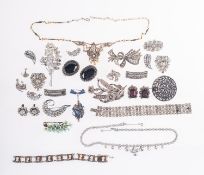 A mixed group of costume jewellery, incl