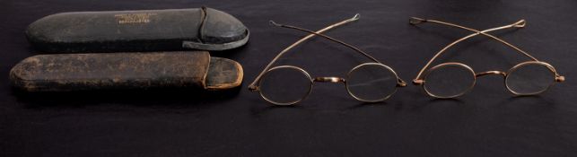 Two pairs of early 20th century gold pla