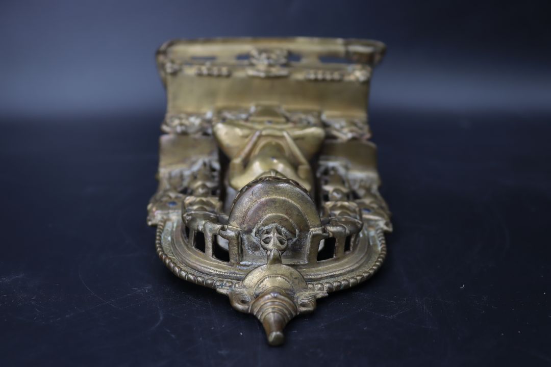 A Bronze Jain shrine. India 15th century.A Jain shrine depicting a Tirthankara with silver inlaid - Image 13 of 18