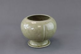 A Yue-type Celadon Waterpot