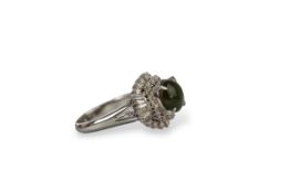 A chrysoberyl cat's eye and diamond ring