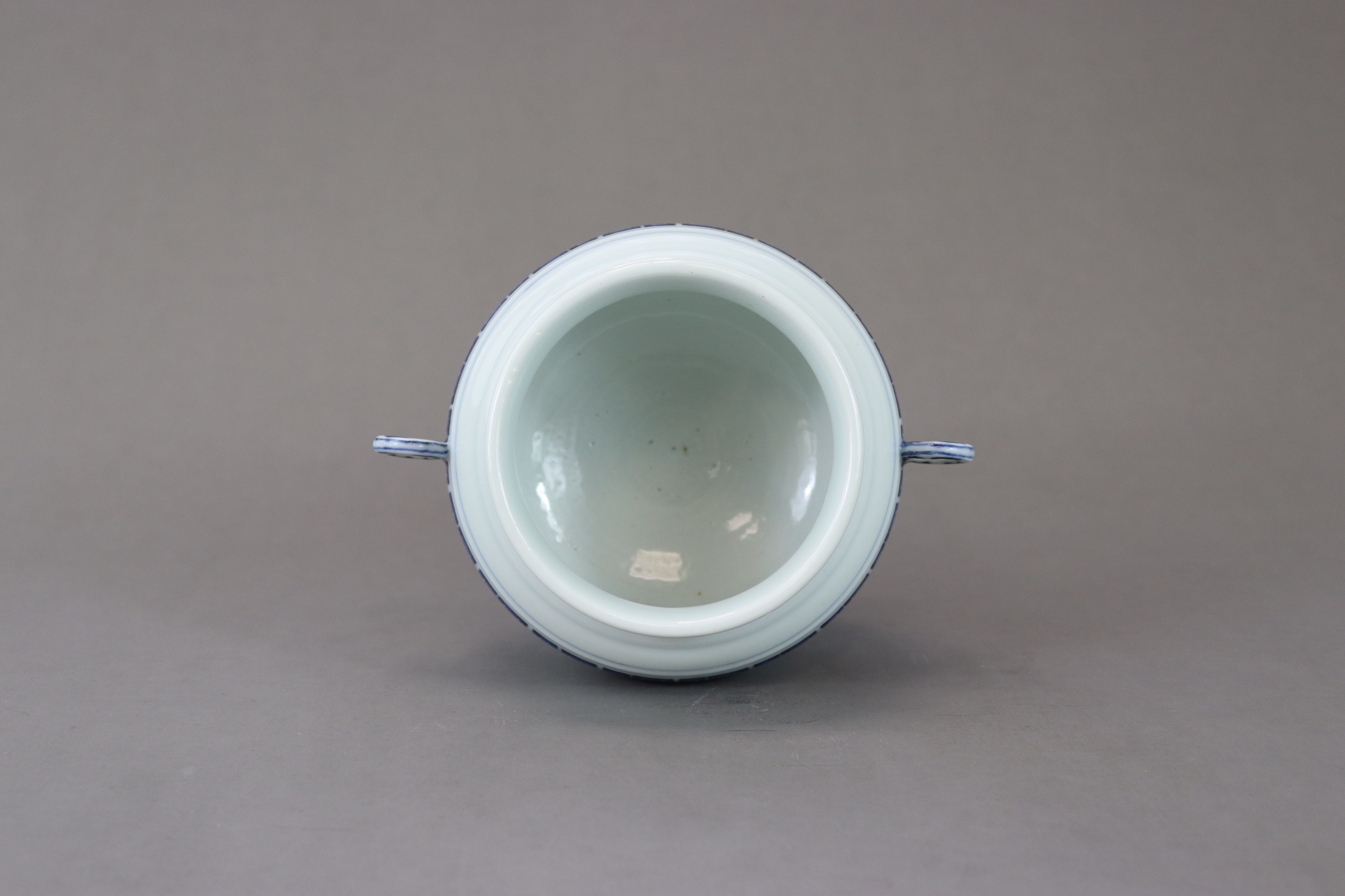 A Blue and White Globular Stembowl, seal mark of Qianlong, - Image 5 of 6