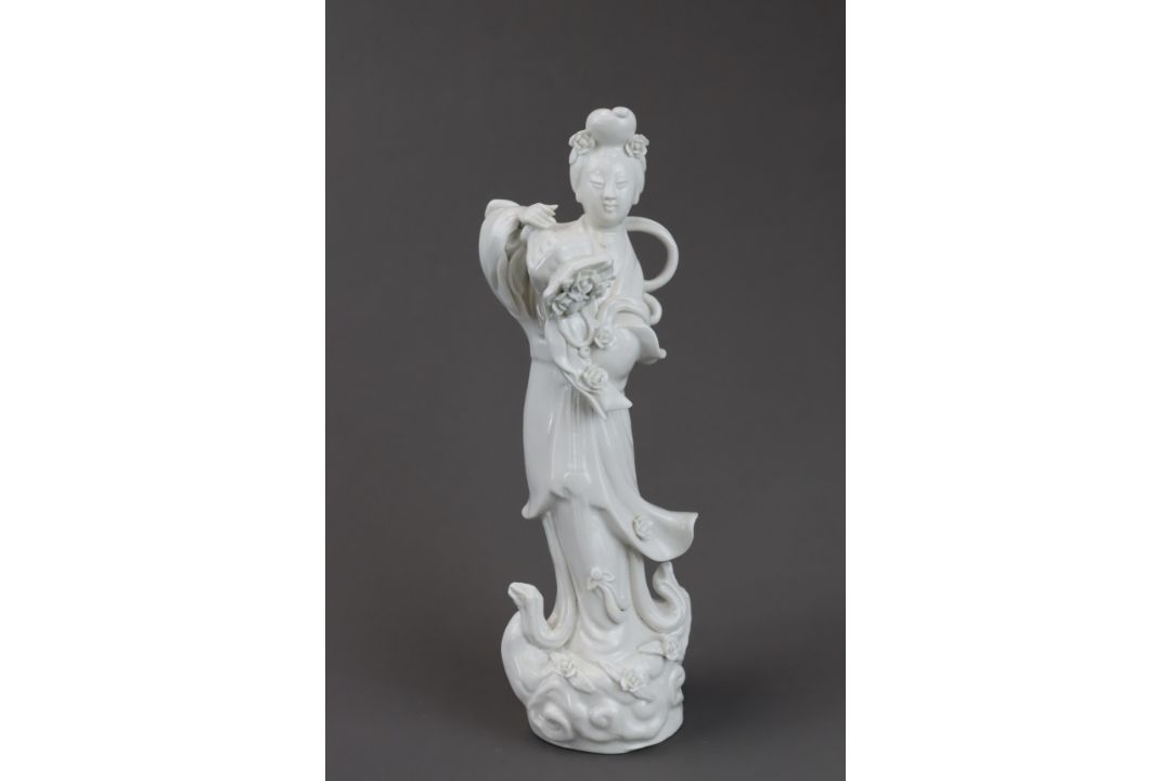 A  blanc de chine  Figure of a Lady Immortal, Qing/Republic period - Image 1 of 5