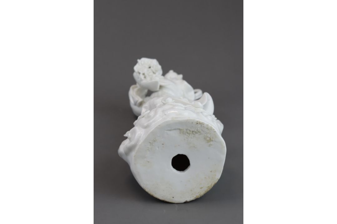 A  blanc de chine  Figure of a Lady Immortal, Qing/Republic period - Image 5 of 5