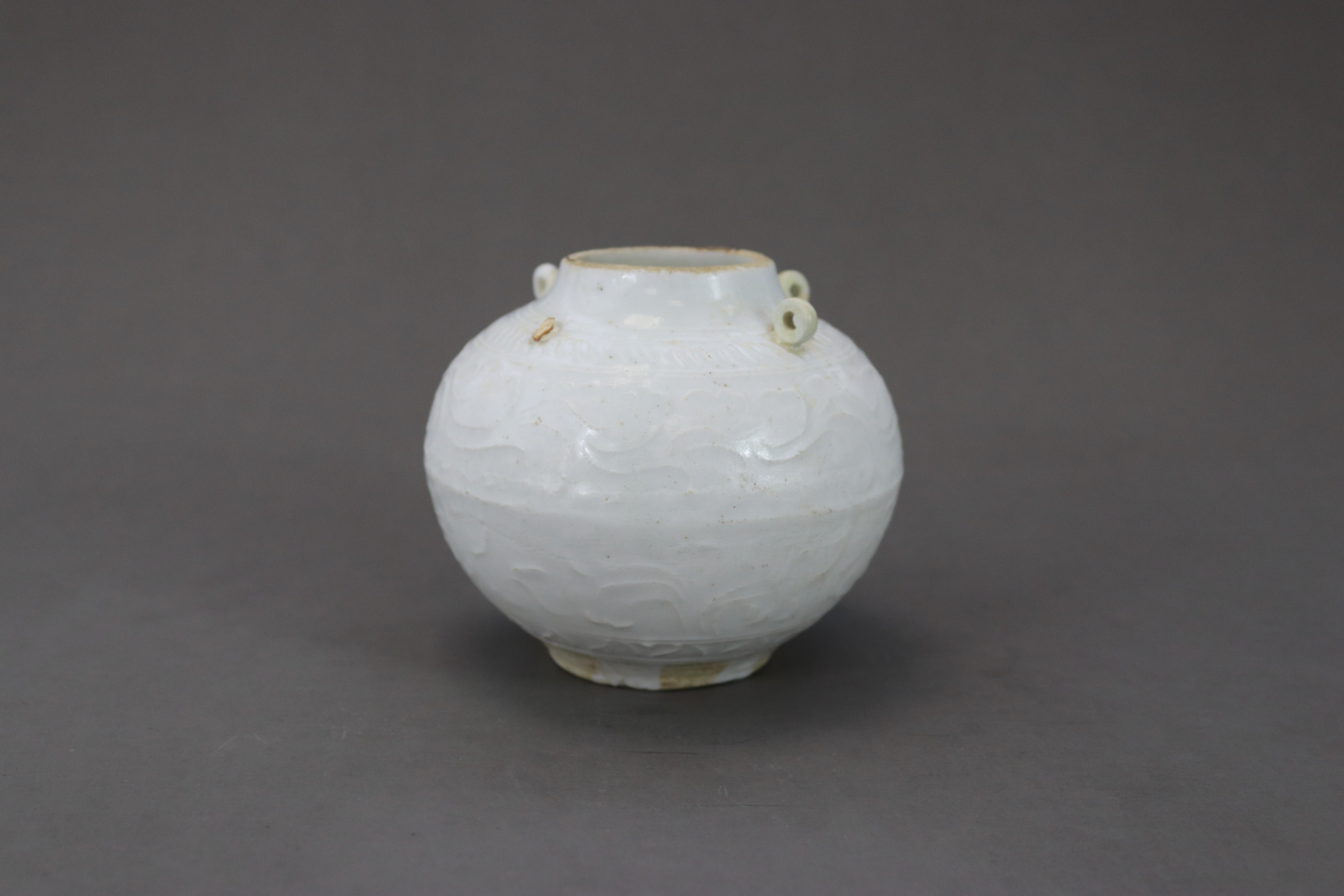 A White-glazed Globular Handled Waterpot, Song dynasty - Image 3 of 6