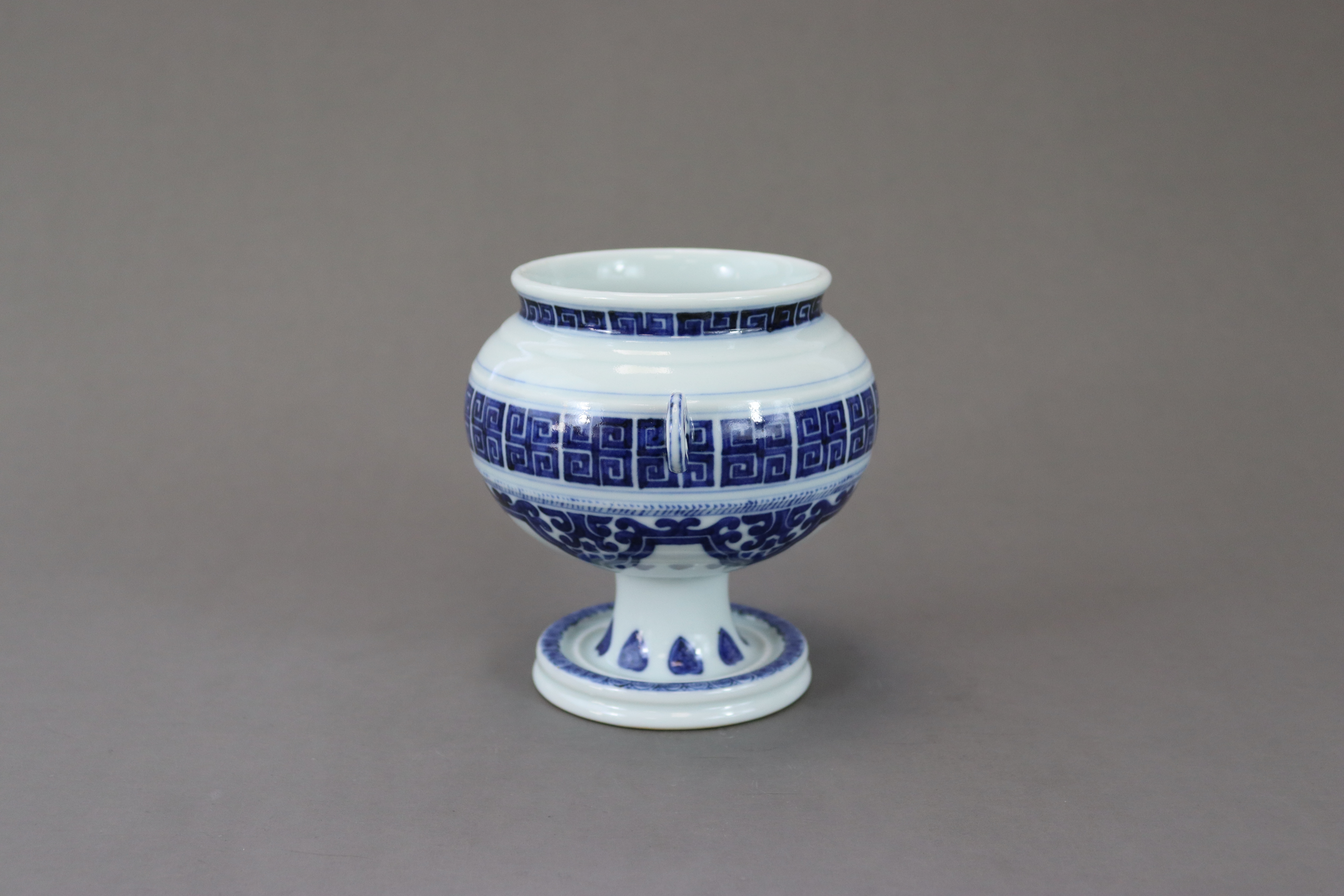 A Blue and White Globular Stembowl, seal mark of Qianlong, - Image 2 of 6
