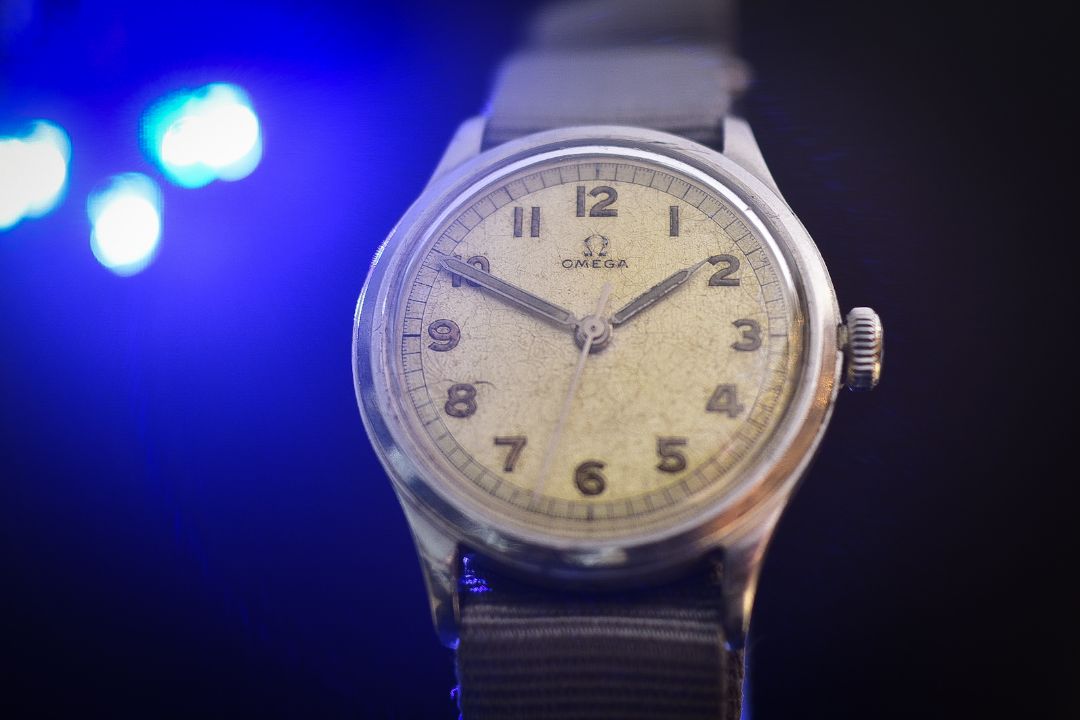 OMEGA Vintage Military WWII c 1944 Men's Watch - Image 1 of 2