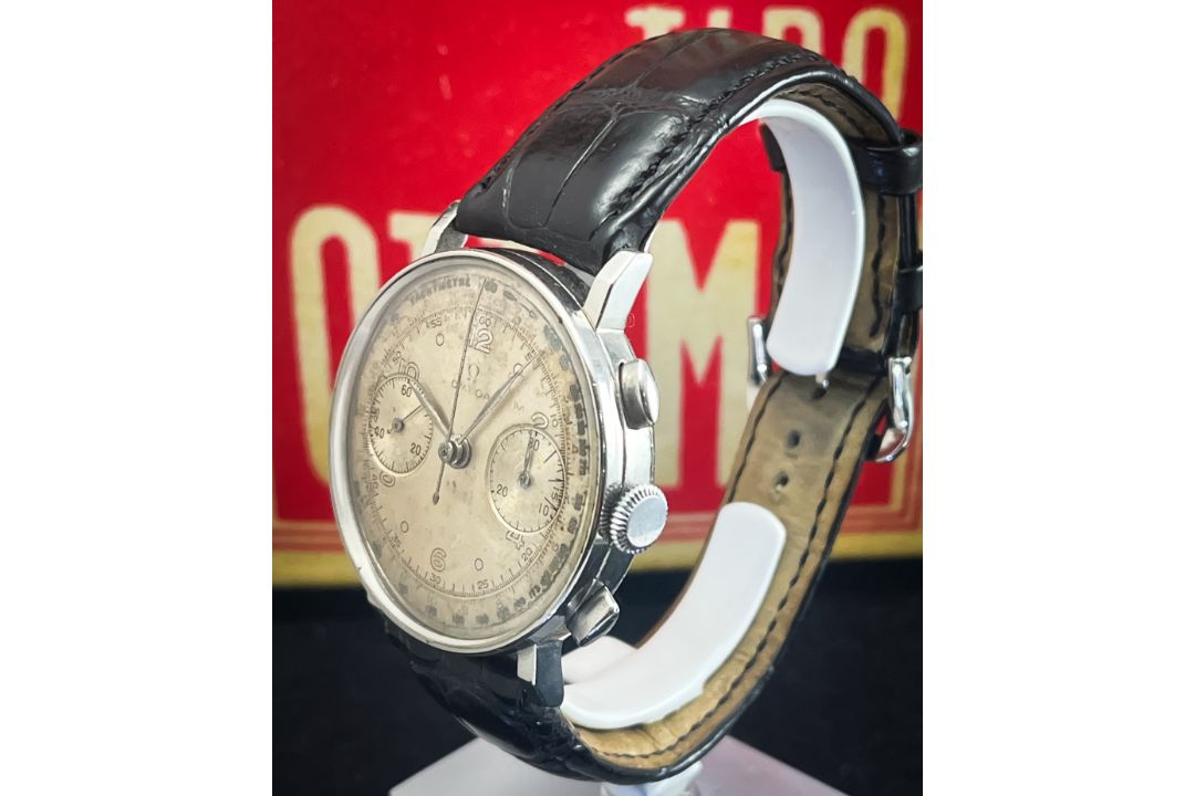 OMEGA Rare Stainless Steel Chronograph Wristwatch Ref: 33.3 c.1940's - Image 2 of 2