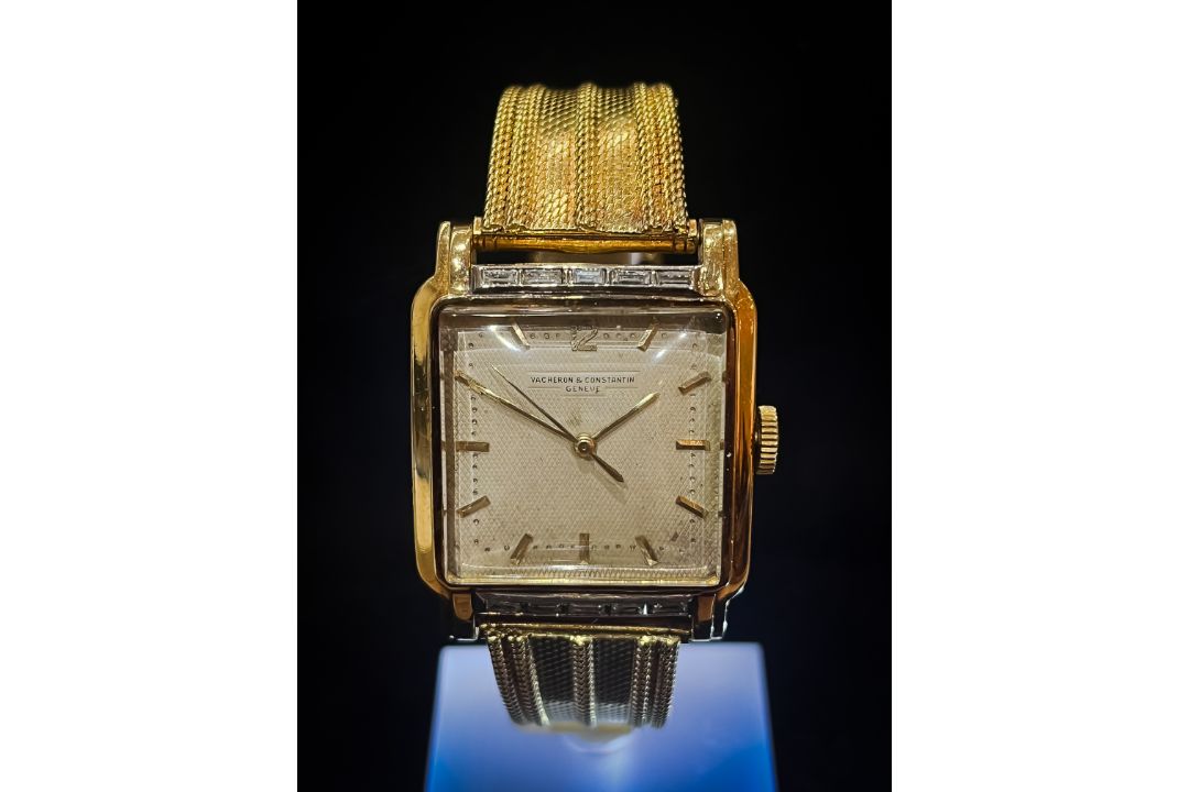 Vacheron & Constantin 1945 18k Solid Gold Helvetia Diamond Factory Set - Image 1 of 2