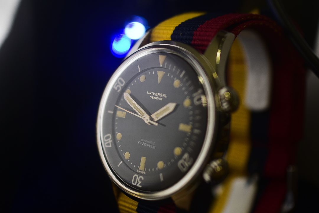Universal Genève c.1960's Polerouter 20369/1 - 203xxxx Super Compressor Case Diving Watch - Image 2 of 3