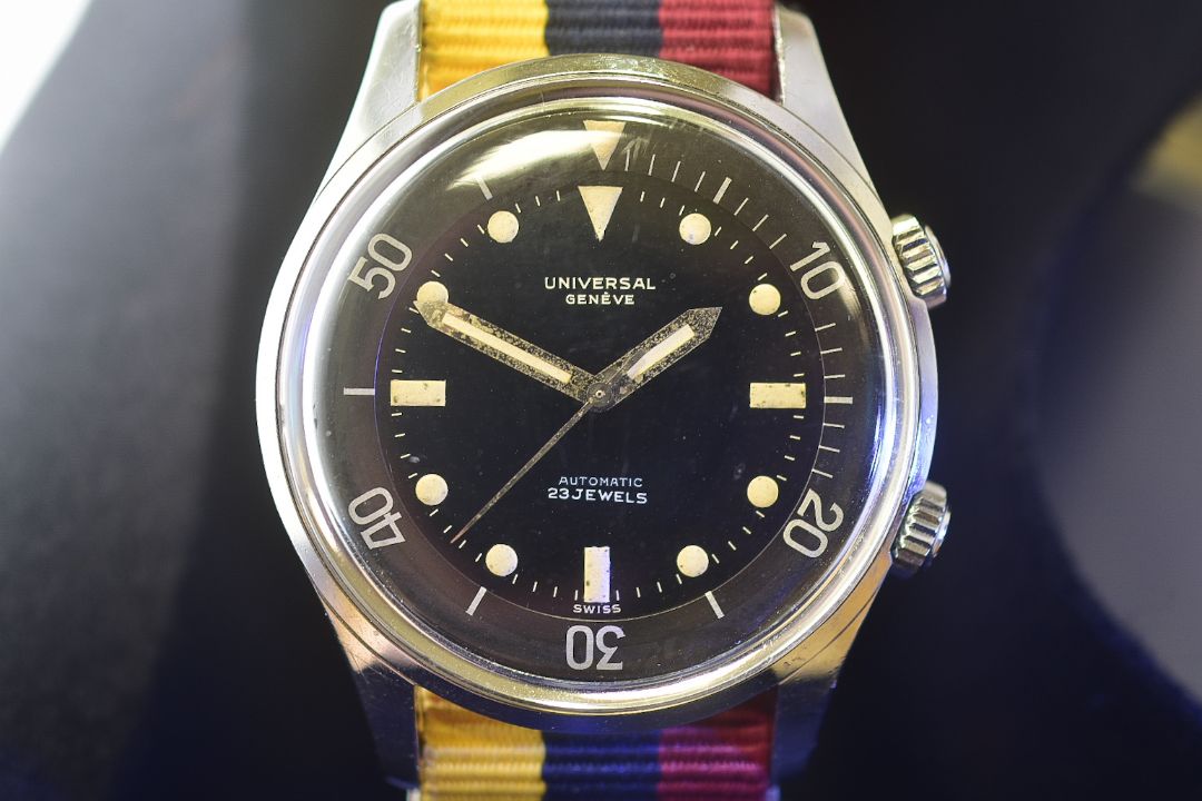Universal Genève c.1960's Polerouter 20369/1 - 203xxxx Super Compressor Case Diving Watch - Image 1 of 3