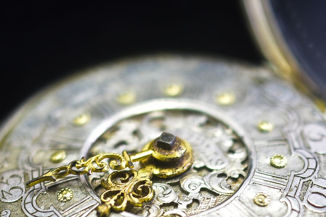 Verge Champlevé Fusee Calendar Pair Case Ongion Onion Silver Repoussé Pocket Watch 1761 Maker Willis - Image 5 of 11