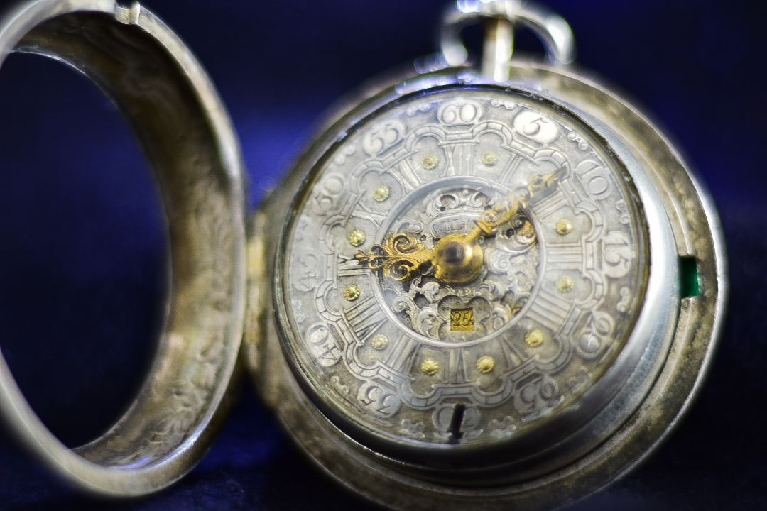 Verge Champlevé Fusee Calendar Pair Case Ongion Onion Silver Repoussé Pocket Watch 1761 Maker Willis - Image 3 of 11