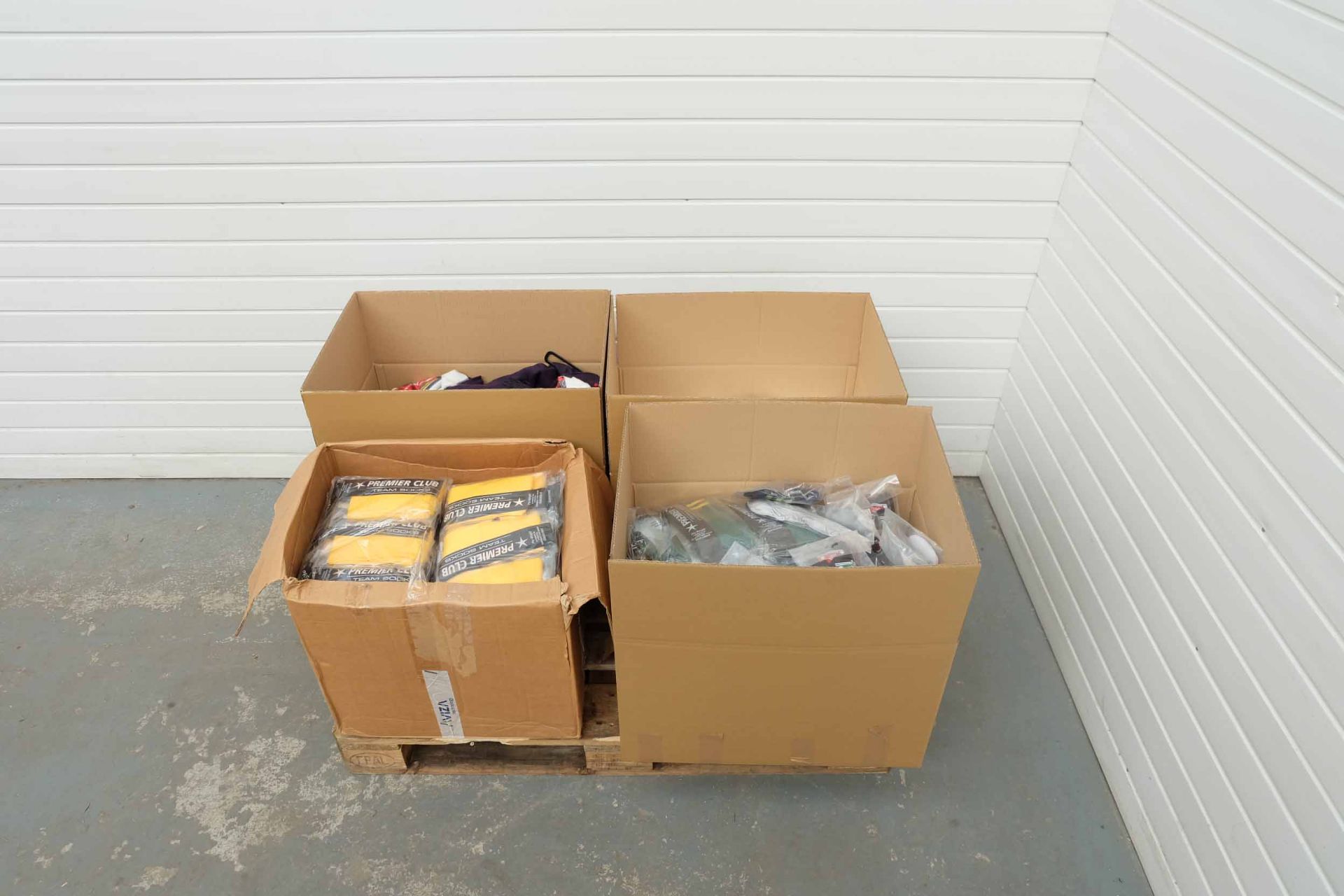 Quantity of Knitted Goods as Photographed. Includes Socks, Scarfs, Shawls & Hats. - Image 5 of 10