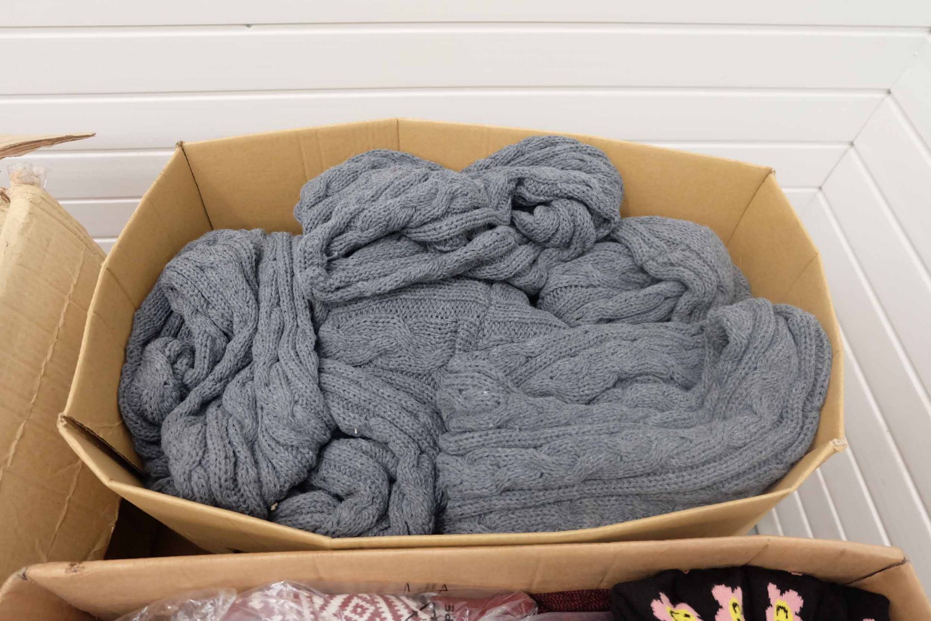 Quantity of Knitted Goods as Photographed. Includes Hats, Gloves, Snoods, Shawls & Variety of Socks. - Image 3 of 9